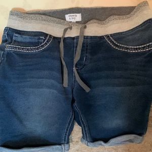 Girls Crown and Ivy pull on shorts Size 14